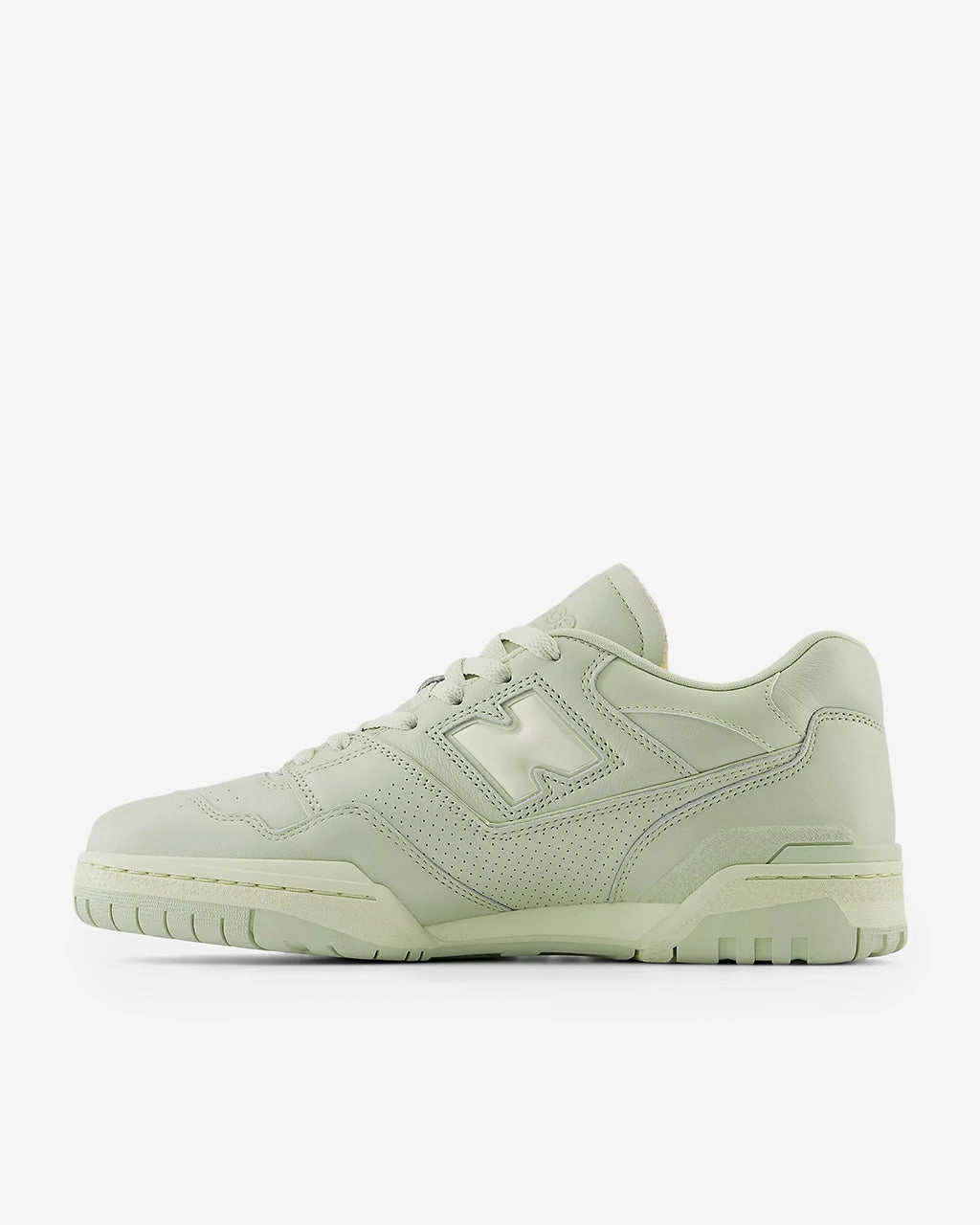 550 'Deep Lichen Green'