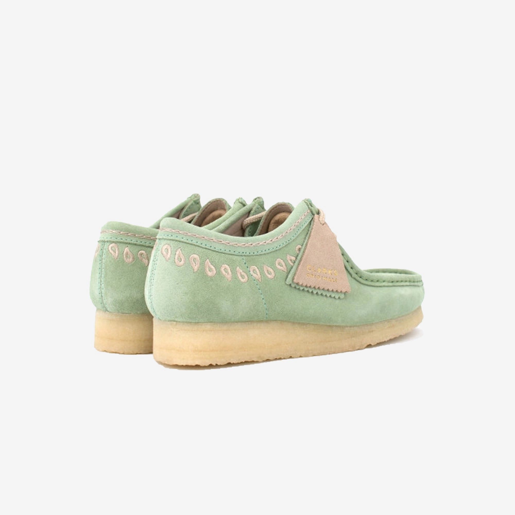 Clarks Originals | WALLABEE  { GREEN