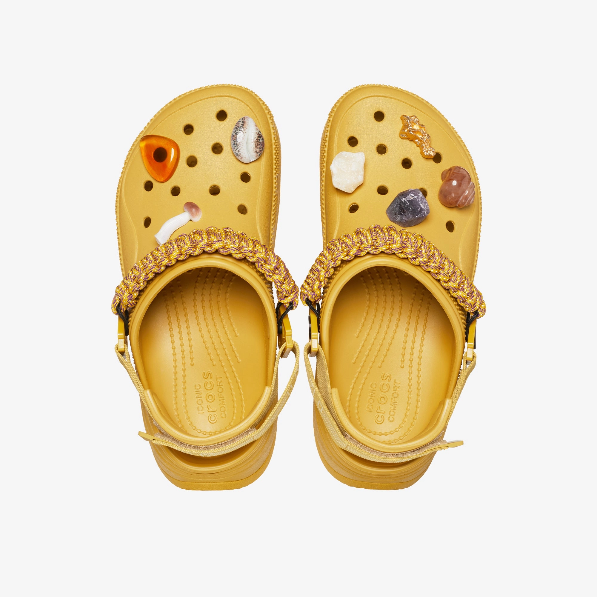 Crocs | ARIES ARISE x CROCS  { DESSERT GRASS