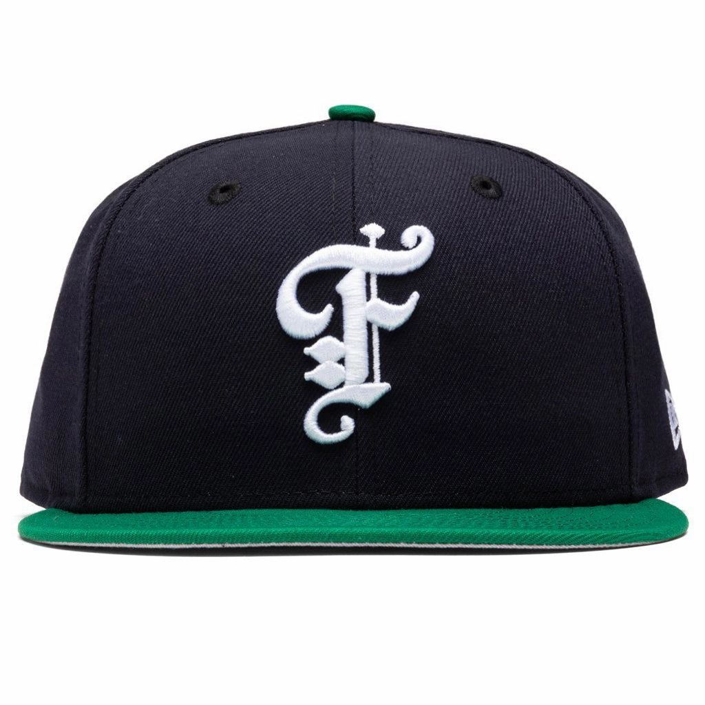 Feature x New Era Old English Fitted Cap - Navy/Green