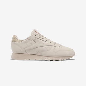 Reebok | CLASSIC LEATHER  { SOFT ECRU