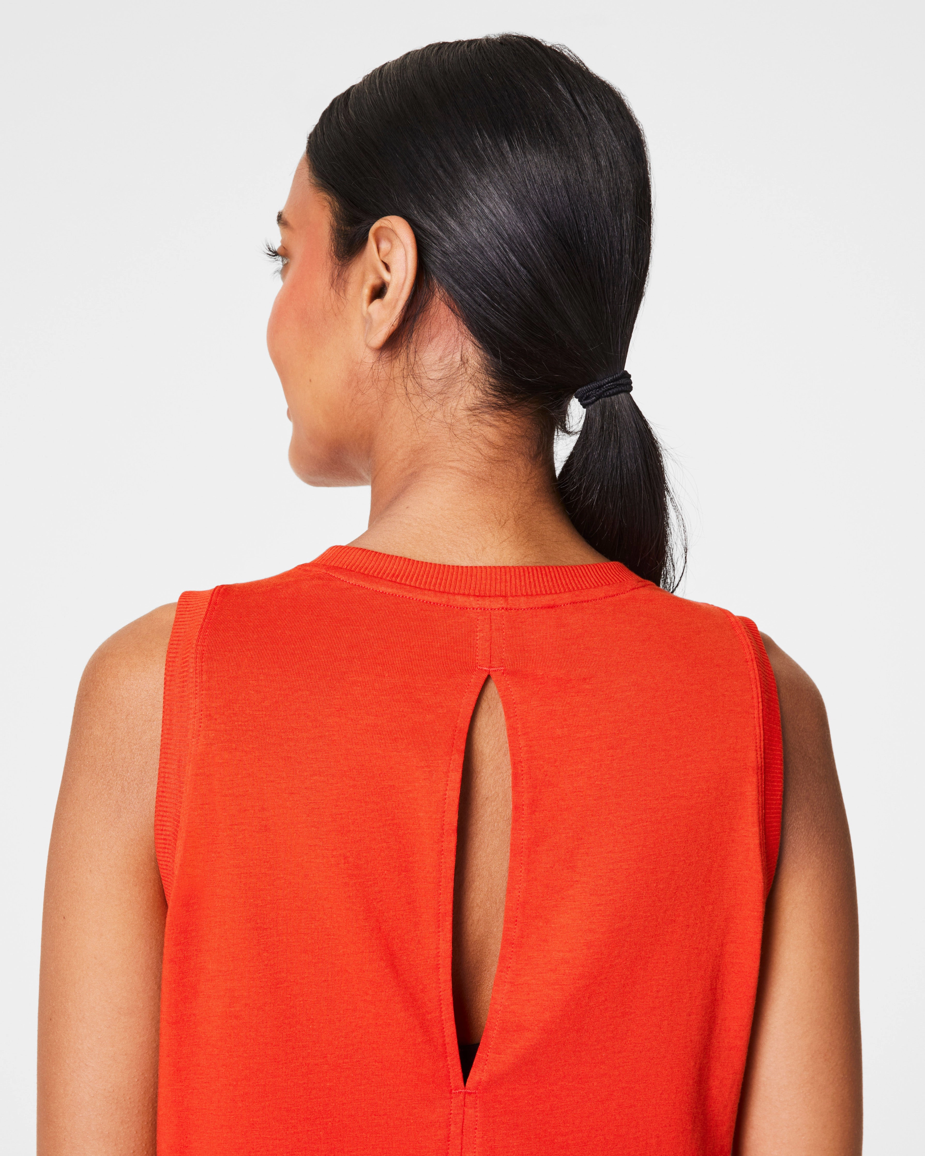 SPANX® Active Cutout Tank