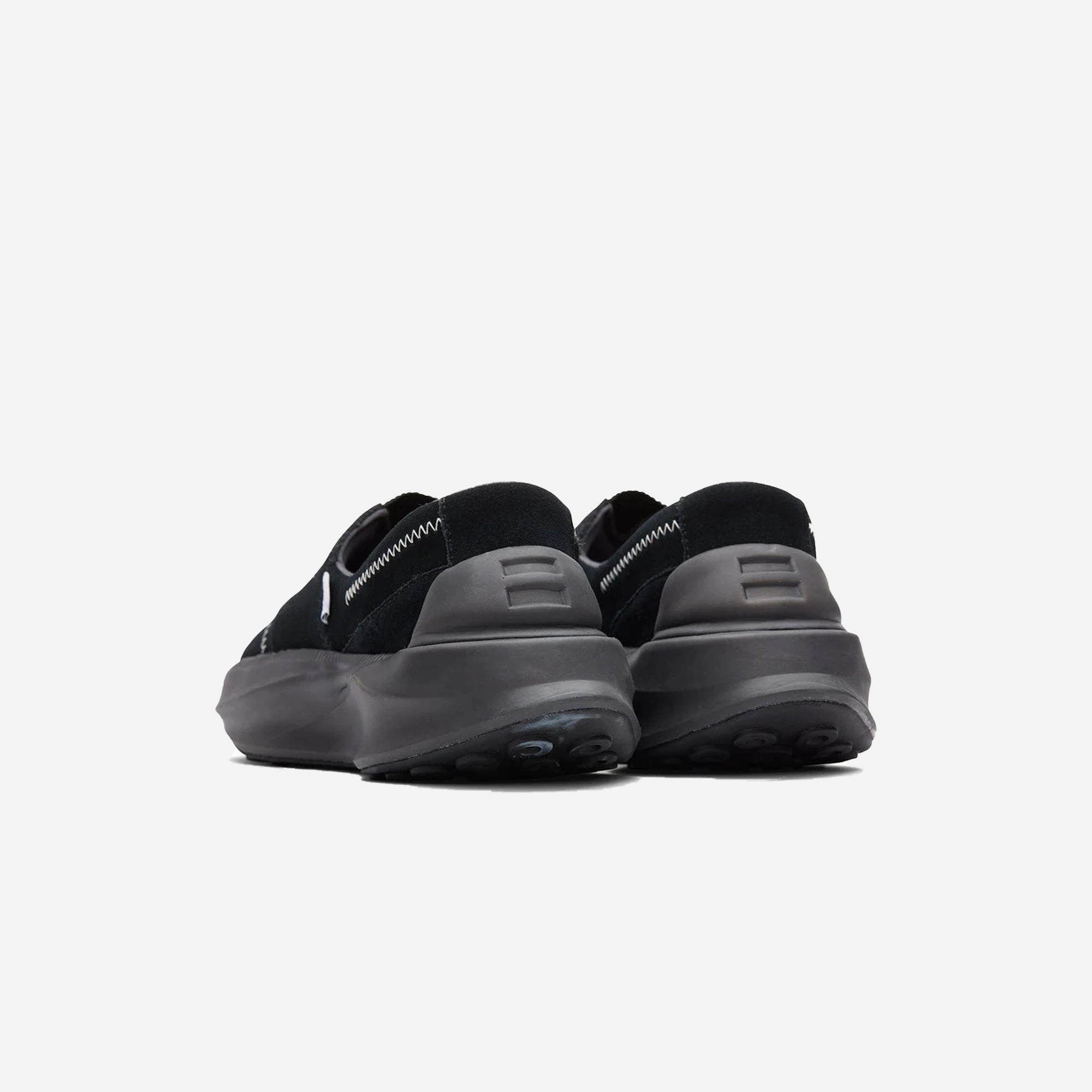 Toms | KROST GAMMA  { BLACK