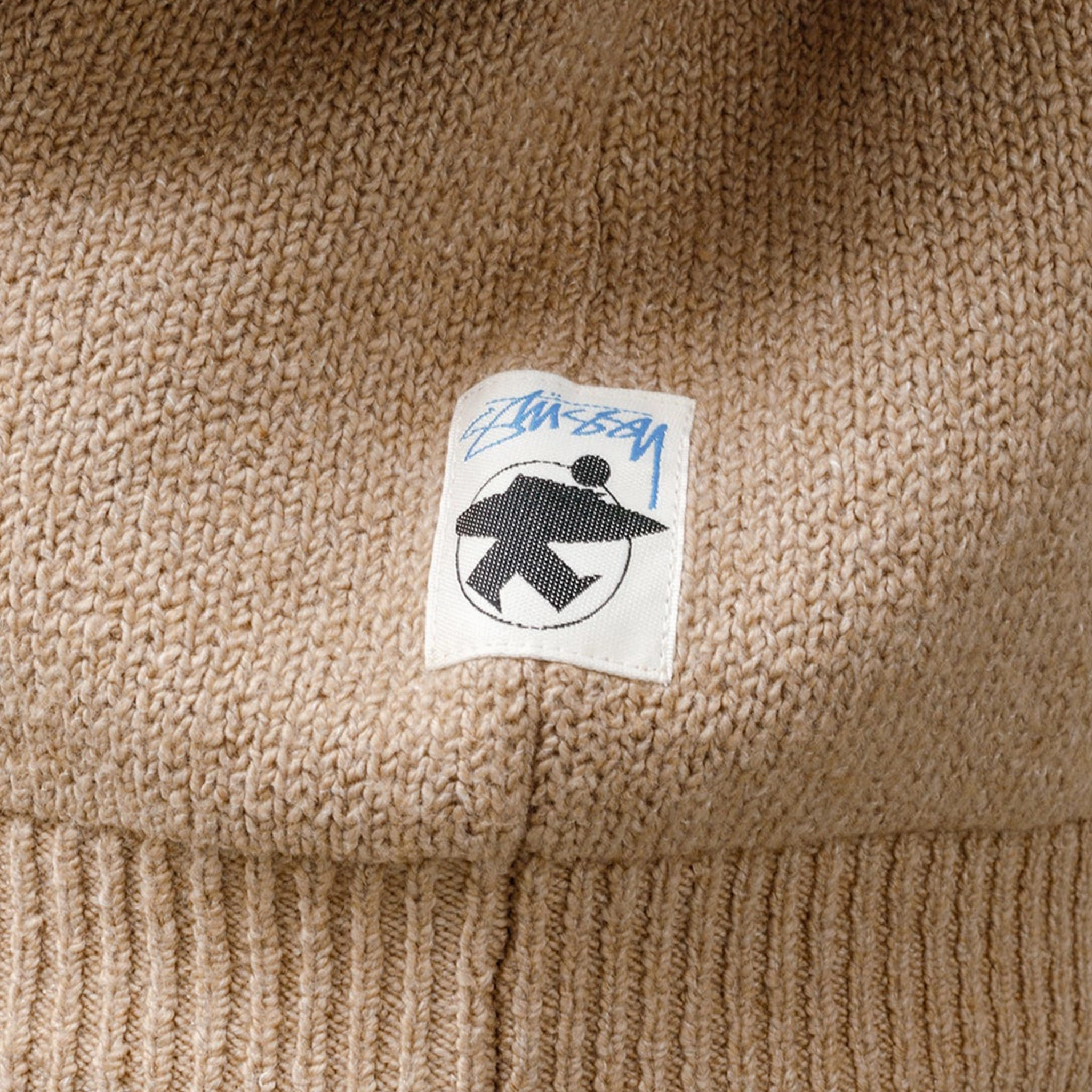 ZIP UP HOODED SWEATER